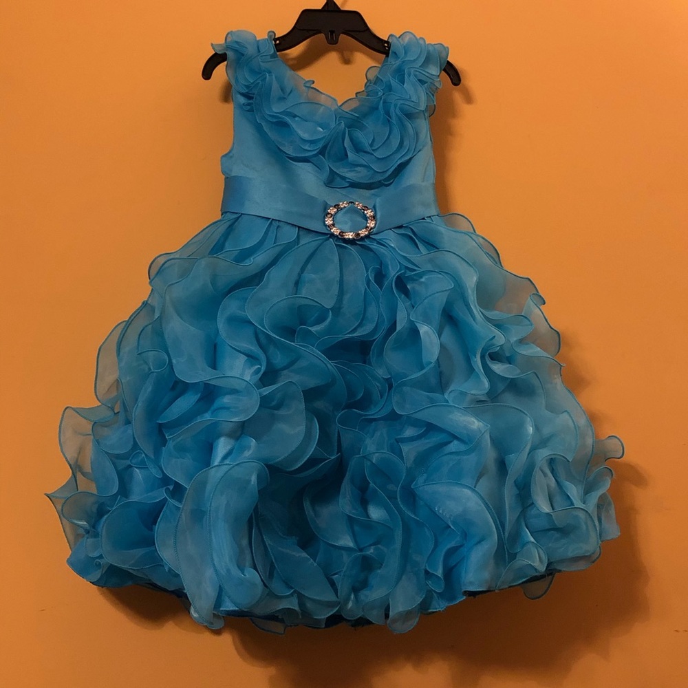 Girls Ruffled Special Occasion Dress B12